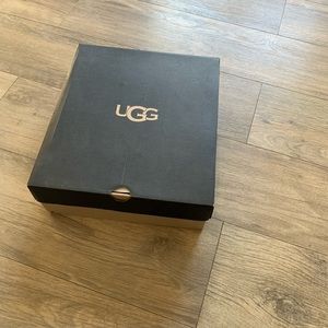 Men’s Ugg Boot.